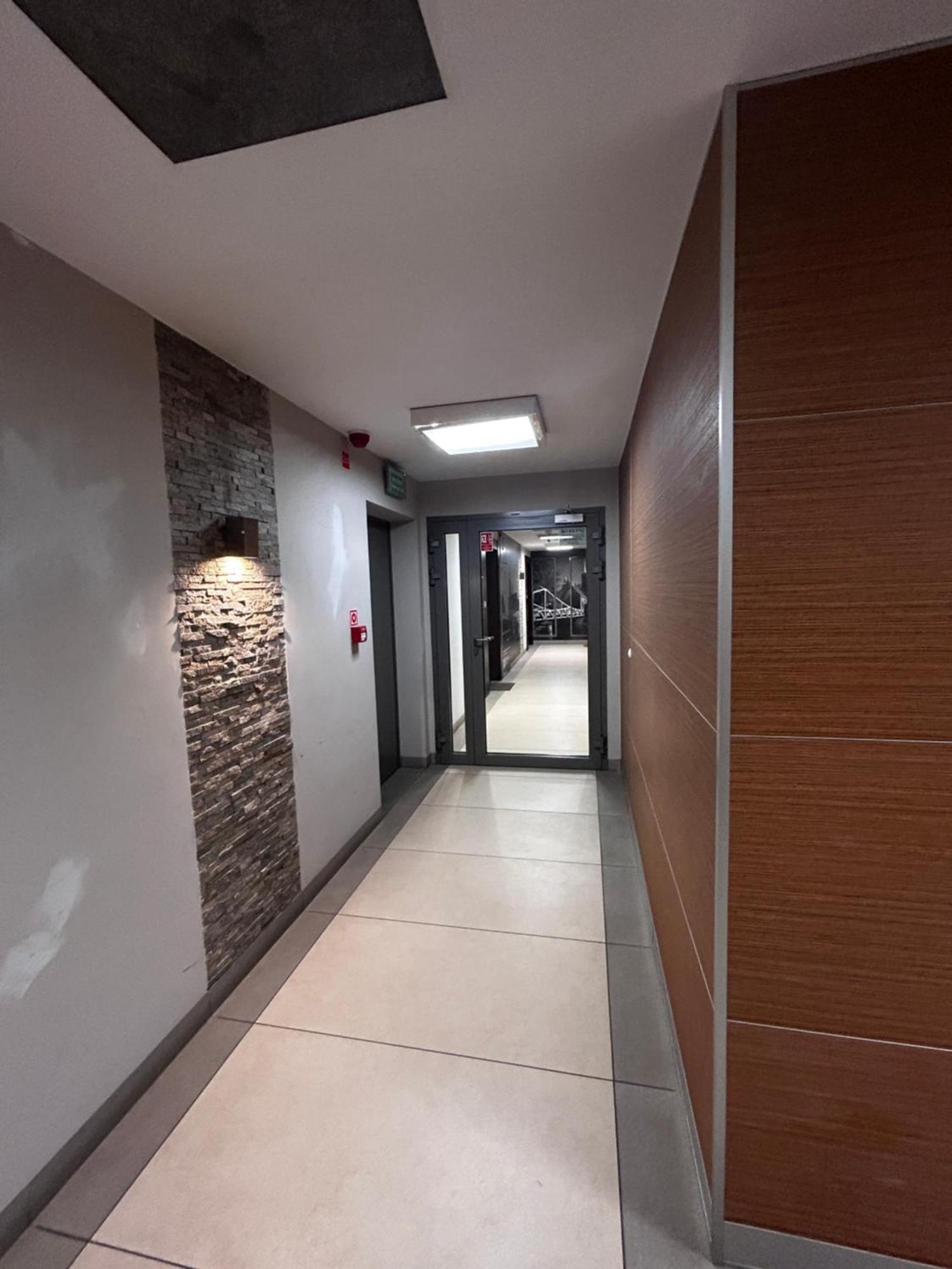 Apartament Podwale Odra Tower Rynek 15 Floor Βρότσλαβ Εξωτερικό φωτογραφία